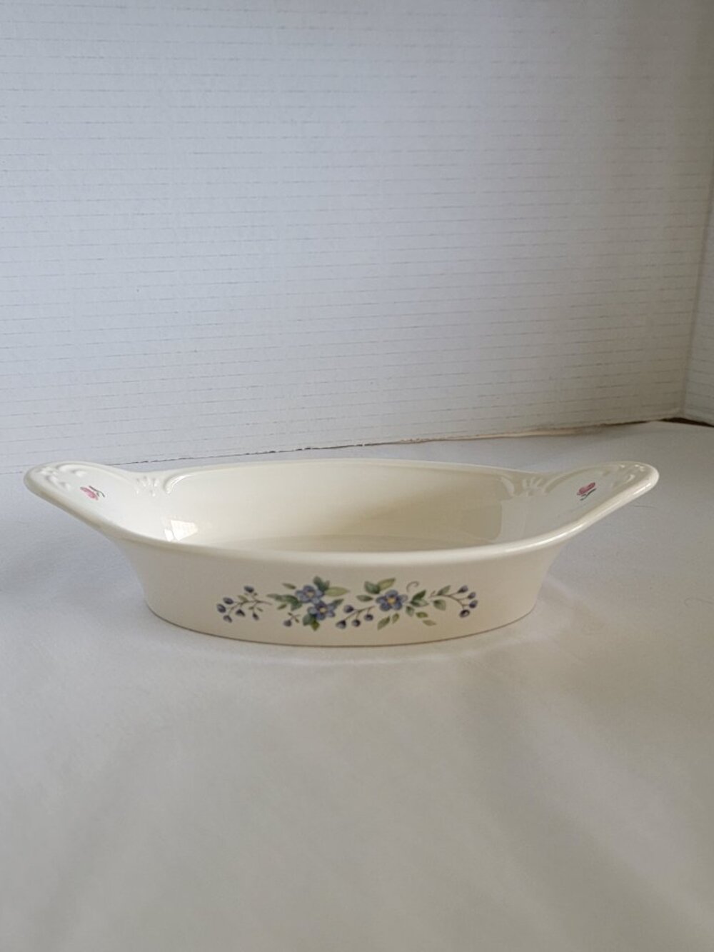 Pfaltzgraff Meadow Lane Oval Au Gratin Casserole